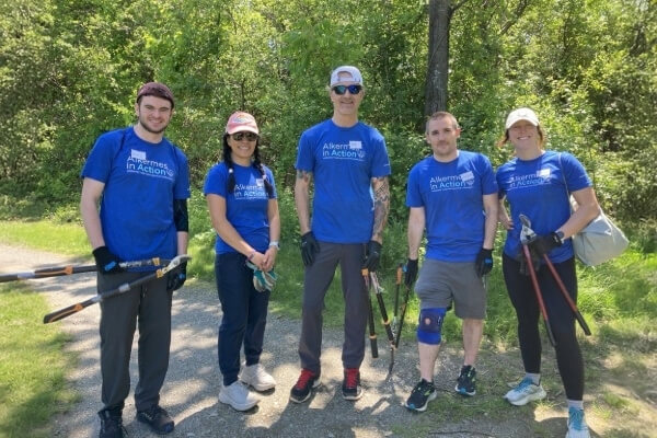 Alkermes employees volunteering in 2025