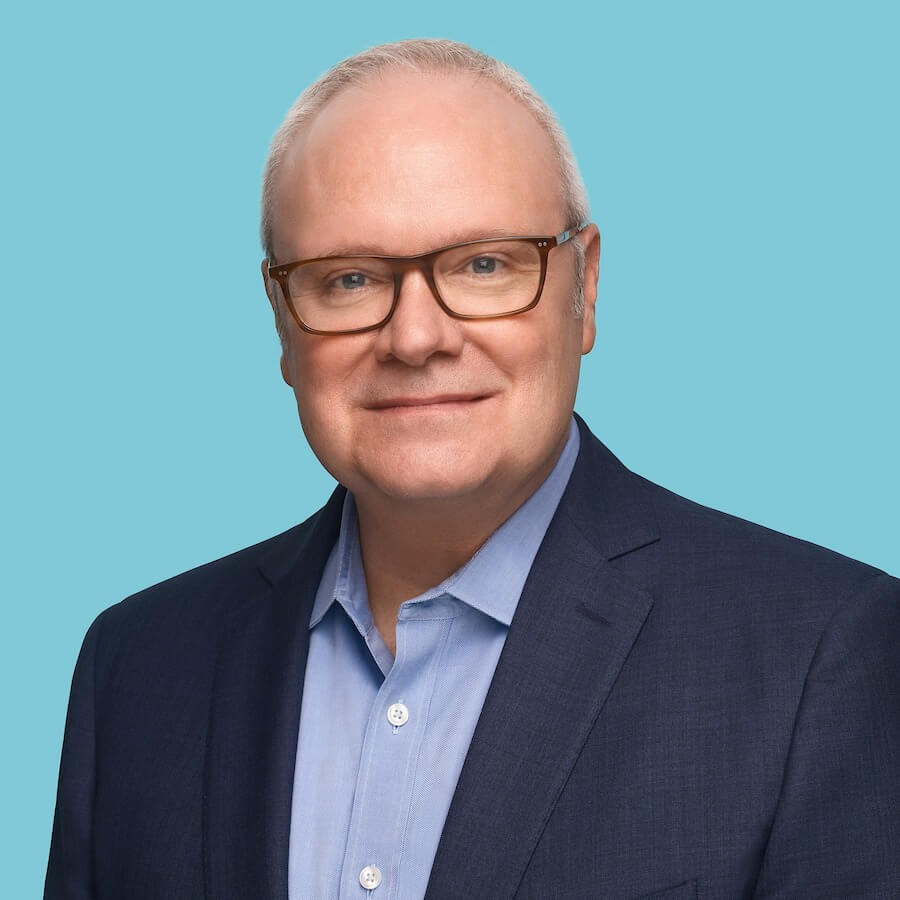 Headshot of Tom Harvey